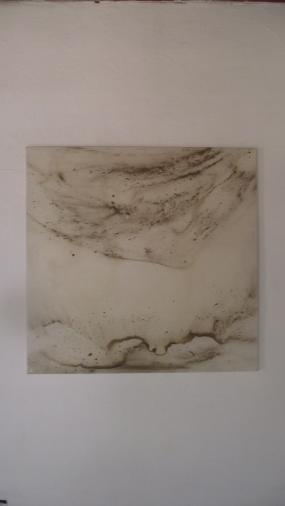 CAMILLA NASCIMENTO, Maré Alta, pó de ( e ) pedra sabão sobre tela, 115 x 115 cm, 2008, R$ 1.500